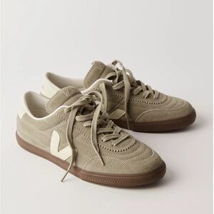 Veja Panenka Suede Sneaker in Taupe/Pierre/Bark sz 38EU/7US New in Box
